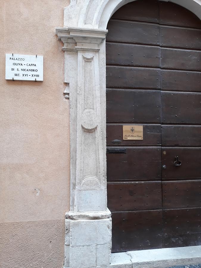 B&B Palazzo Cappa L'Aquila Luaran gambar